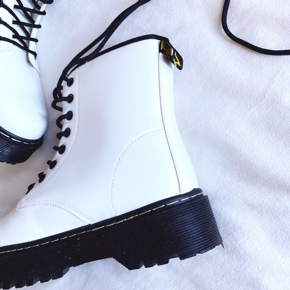 SALE✨ White Platform Lace Up Boots - Picture 3 of 12